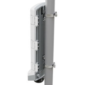 MikroTik GPERx6 (CSS606-1G-2GI-3S+OUT) – Внешний коммутатор (3x1G, 3x10G SFP+, PoE, IP66) фото