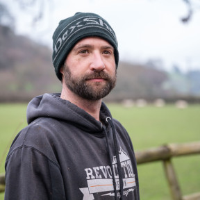 Шапка водонепроникна Dexshell Beanie Reflective Logo чорна з лого S/M 56-58 см зображення