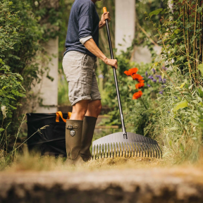 Fiskars Solid (1014915) - Граблі для листя на 25 зубів великі фото