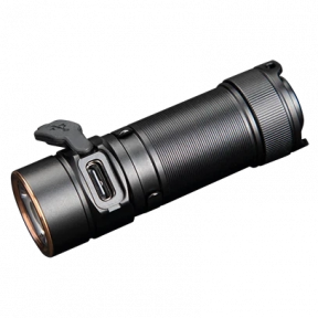 Fenix E18R V2.0 - Ліхтар ручний в Україні